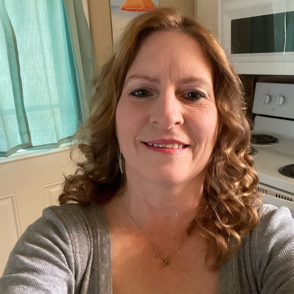 Meet your Posher, Tammy - Picture 1 of 1